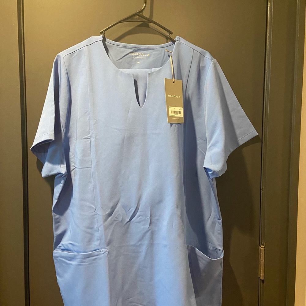Plus size MANDALA scrub top & matching bottoms